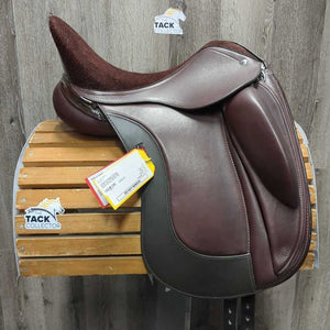 16.5 Adj *set XW *6.5" Schleese Obrigado Monoflap Dressage Saddle, Navy Schleese Cover, Wool Flocking, Shoulder Relief Panels, Rear Gusset Panels, Lg External Front Blocks, Flaps: 16"L x 10"W Serial #: B2 1 RW 16.5 M0640350424
