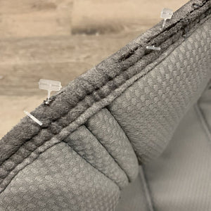 Thick Quilt Saddle Pad *gc, mnr hair, shavings, rough binding, threads, rubs, repairs, puckers, holey edges