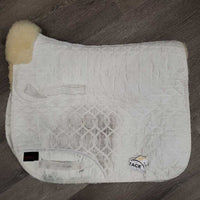 Sheepskin Quilted Dressage Saddle Pad *gc, dingy, v. pilly/rubbed, loose/frayed velcro, clumpy, stains, mnr hair, puckers
