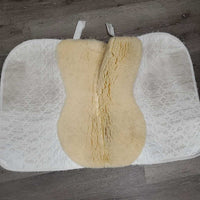 Sheepskin Quilted Dressage Saddle Pad *gc, dingy, v. pilly/rubbed, loose/frayed velcro, clumpy, stains, mnr hair, puckers
