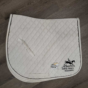 Quilt Dressage Saddle Pad "Alberta Horse Trials" 1x piping *gc, dingy, mnr stains, hair, threads, v.pilly