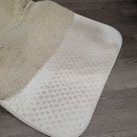 Quilt Sheepskin Dressage Pad *gc, dingy, mnr stains, hair, puckers, compressed/clumpy, pills
