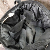 Padded Nylon Grooming Bag *gc, dirt, frayed divider edges, threads, pulled inner stitching