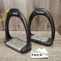 Pr Wide Base Plastic Flexi Stirrup Irons, grips *vgc, mnr dirt, scrapes, stains & residue
