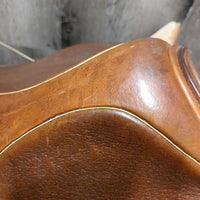 18" XW *6.5" Stubben Siegfried All Purpose Saddle, 2 Billet Guards, Wool Flocking, Long Front Pencil Roll, Flaps: 14.5" L x 12.75"W Serial #: 39422
