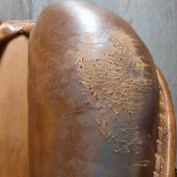 18" XW *6.5" Stubben Siegfried All Purpose Saddle, 2 Billet Guards, Wool Flocking, Long Front Pencil Roll, Flaps: 14.5" L x 12.75"W Serial #: 39422
