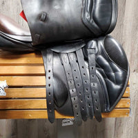 17.5 *6.25 Black Country Wexford All Purpose, 0 Billet Guards, Black Cotton Black Country Cover. Wool Flocking, Lg Front & Back Blocks, Front & Rear Gusset Panels, Flaps: 14"L x 13"W Serial #: 17 1/2 W 10889
