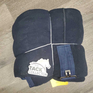 Fleece Cooler, tail, embroidery "RMSJ Champ" *gc, mnr hair, dirt