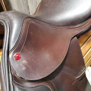 17.5" *MW 5.25" Albion Close Contact Saddle, 2 Billet Guards, Albion Red Fleece Cover, Wool Flocking, Front & Rear Gusset Panels, Med Back Blocks, Flaps: 13.5"L x 13"W Serial #: W 17 1/2 95760