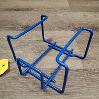 Wire Salt Block Holder *like new, clean, mnr dusty
