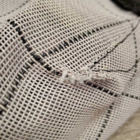 Hvy Mesh Fly Mask *gc/fair, clean, frayed edges, large rip/unstitched edge, clumpy
