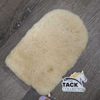 Sheepskin & Loofah Double Sided Grooming Mitt *vgc, mnr hair, dirt & stains
