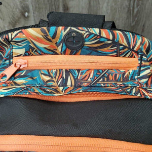 Backpack *xc/like new, clean, mnr hair