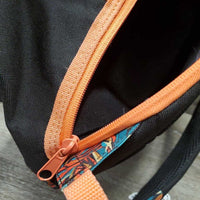 Backpack *xc/like new, clean, mnr hair
