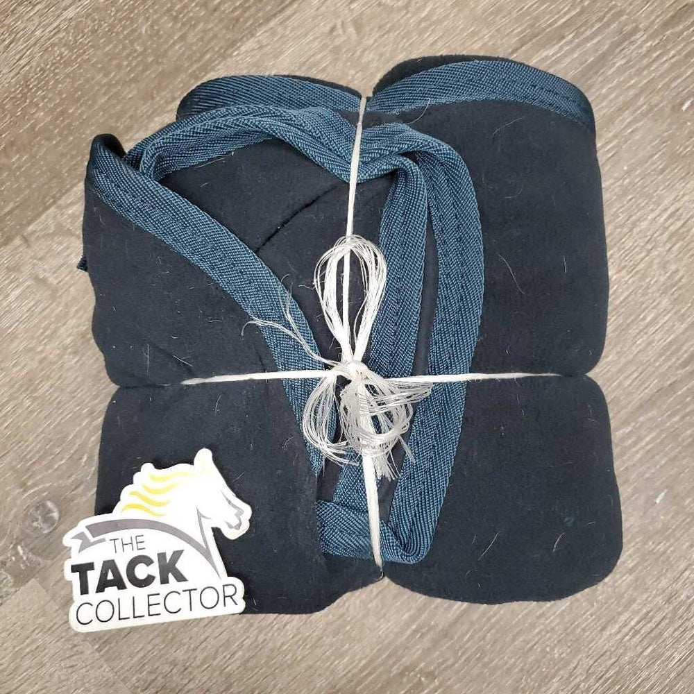 Fleece Quarter Sheet *vgc, hair, marker on tail, v. mnr pills