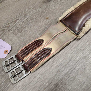 Leather Sheepkin Lined Girth, els *gc/fair, bent/hollow spot, clumpy, clean, rubs, stains