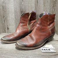Short Soft Thick Leather Fashion Western Boots, Side Zips *vgc/gc, clean, rubs: heels, soles & tabs *intentional styling: scuffs & stains