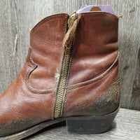 Short Soft Thick Leather Fashion Western Boots, Side Zips *vgc/gc, clean, rubs: heels, soles & tabs *intentional styling: scuffs & stains