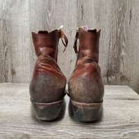 Short Soft Thick Leather Fashion Western Boots, Side Zips *vgc/gc, clean, rubs: heels, soles & tabs *intentional styling: scuffs & stains
