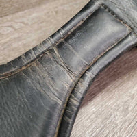 Small Padded Belly Short Girth Girth, 2x Els, D Ring *gc/fair, clean & dirty seams, scratches, deep creases & cracks