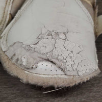 Pr Fleece Lined Closed Boots, velcro *fair, v.hairy, clean, stains, peeling, cracks, unstitched, threads, clumpy
