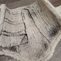 Pr Fleece Lined Closed Boots, velcro *fair, v.hairy, clean, stains, peeling, cracks, unstitched, threads, clumpy
