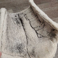 Pr Fleece Lined Closed Boots, velcro *fair, v.hairy, clean, stains, peeling, cracks, unstitched, threads, clumpy