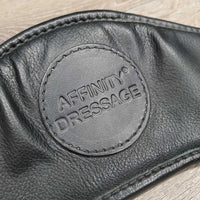 Leather Padded Dressage Girth, 2x els *vgc, clean, mnr rubs and hairy seams, undone keeper stitches/hole
