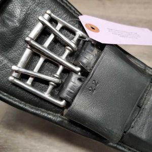 Leather Padded Dressage Girth, 2x els *vgc, clean, mnr rubs and hairy seams, undone keeper stitches/hole