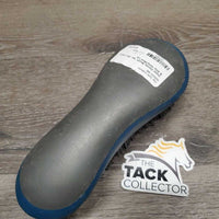 Dandy Brush *gc, dirt, hairy & linty
