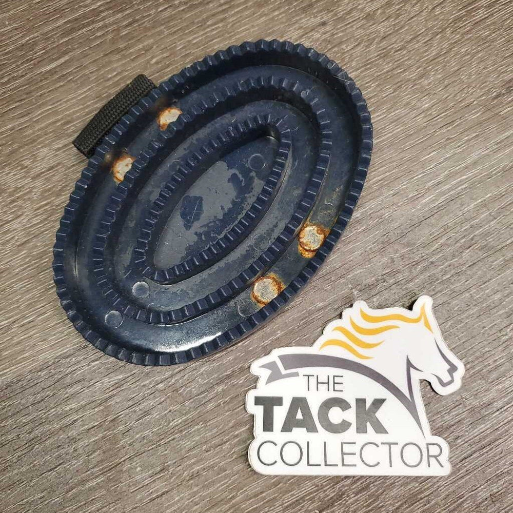 Hard Plastic Curry, handle *gc, rubs, scratches, mnr frays, clean, rusty