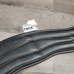 Anatomical Thick Padded Leather Dressage Girth, D Ring *gc, clean, dirty & hairy seams