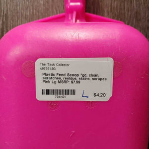 Plastic Feed Scoop *gc, clean, scratches, residue, stains, scrapes