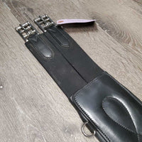 Anatomical Shoulder Relief Padded Girth, 2x els, 3x D Rings *xc, clean, mnr dust, rubs & hair