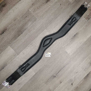 Anatomical Shoulder Relief Padded Girth, 2x els, 3x D Rings *xc, clean, mnr dust, rubs & hair