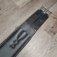 Anatomical Shoulder Relief Padded Girth, 2x els, 3x D Rings *xc, clean, mnr dust, rubs & hair
