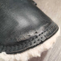 Pr Fleece Lined Closed Hind Boots, velcro *gc, clean, stains, clumpy, mnr pilly edges, rubs
