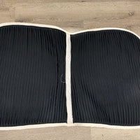 Quilt Dressage Saddle Pad *gc, puckers, stains, mnr hair, snags, mnr dingy, threads, rubs
