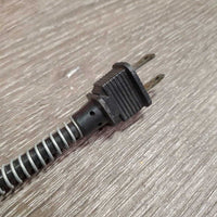 Square Plastic Heated Water Dish, Metal Covered Cord *gc, stains, scratches, WORKS