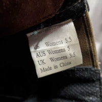 JUNIORS Paddock Boots, Zips *gc/fair, clean, v.rubbed & scraped, toe dents, pills, rubs, hair, residue
