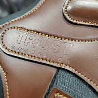 Hind Leather Pinch Boots, neoprene, velcro, tags *New
