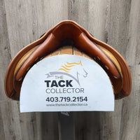 17" W *6" Courbette Close Contact Saddle, 2 Billet Guards, Purple Fleece Cover, Foam Panels, Med Front Pencil Rolls, Rear Gusset Panels, Flaps: 14"L x 13"W Serial #: 901975
