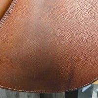 17" W *6" Courbette Close Contact Saddle, 2 Billet Guards, Purple Fleece Cover, Foam Panels, Med Front Pencil Rolls, Rear Gusset Panels, Flaps: 14"L x 13"W Serial #: 901975

