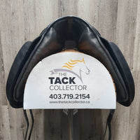 18" *W 6" Zaldi Platinum Dressage Saddle, XL Front Exterior Block, Wool Flocking, Rear Gusset Panels, Padded Seat, Flaps: 17"L x 10"W Serial # 201 426 18 32