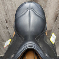 18" *W 6" Zaldi Platinum Dressage Saddle, XL Front Exterior Block, Wool Flocking, Rear Gusset Panels, Padded Seat, Flaps: 17"L x 10"W Serial # 201 426 18 32