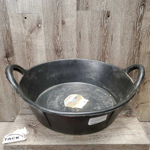 Rubber Feed Bin, 2 handles, label *xc/like new, dusty