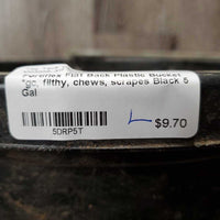 Flat Back Plastic Bucket *gc, filthy, chews, scrapes
