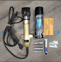 Body Clippers, 2x Blade Pairs, Box, Tray, Manual, Kool Lube, Foam, Grease *xc, mnr hair, WORK & SOUND GREAT, older?, rust
