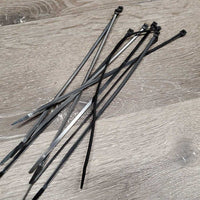 2 Super Comfort Stirrup Pads - Grip, 9 Zip Ties, bag *new