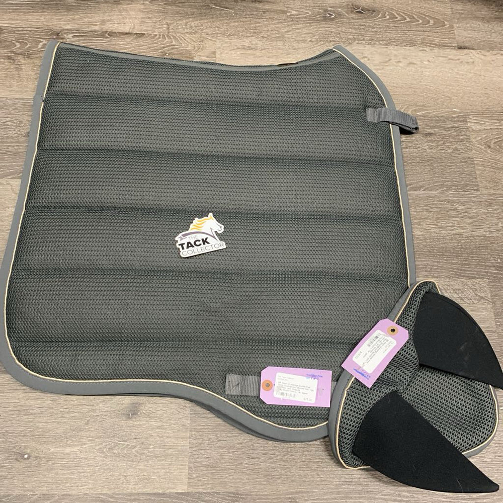 Mesh Dressage Saddle Pad, Mesh Soundproof Bonnet Set *vgc, mnr hair, dirt, threads